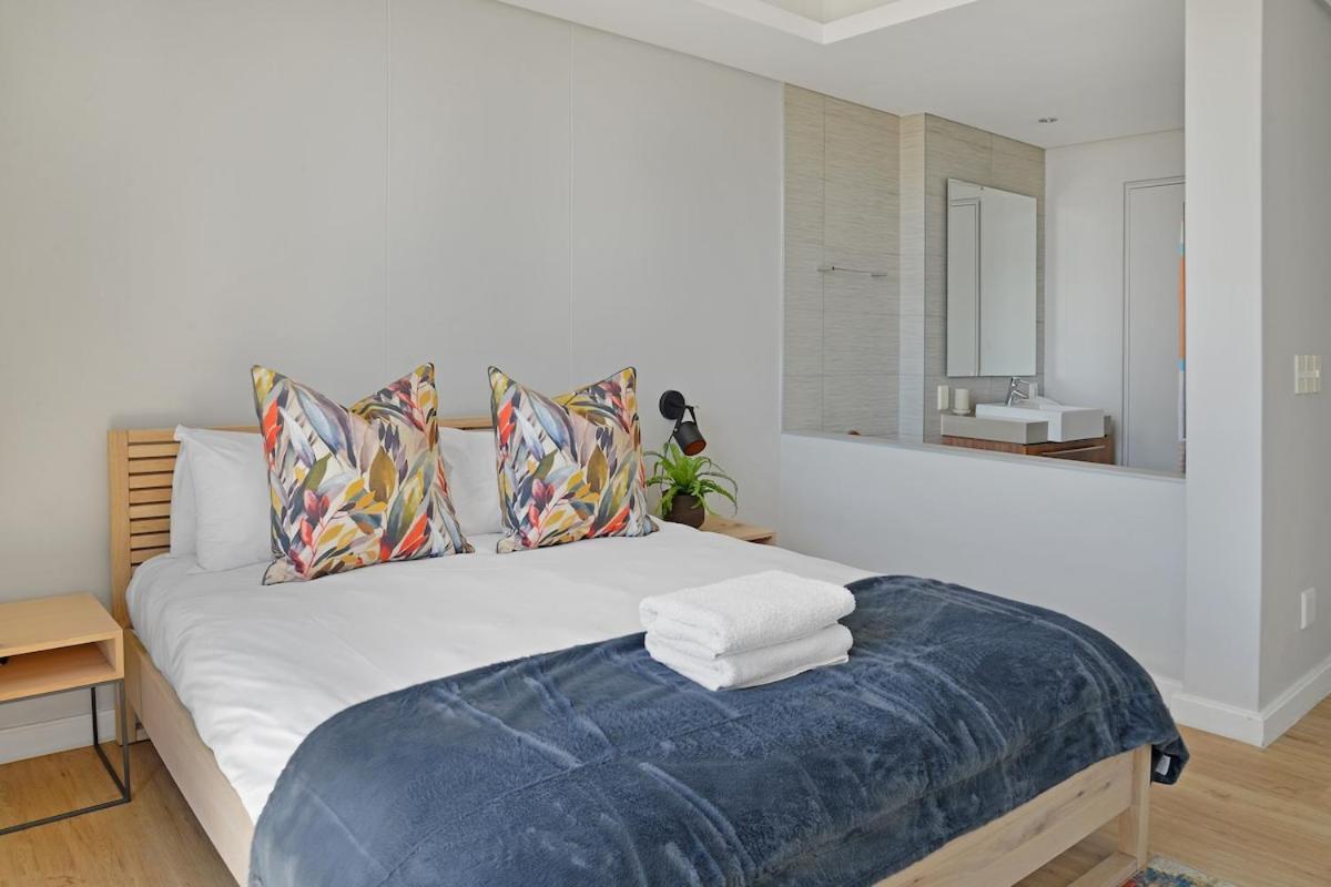 Modern 1-bed V&a Waterfront Canal & Harbor Views * Cidade Do Cabo