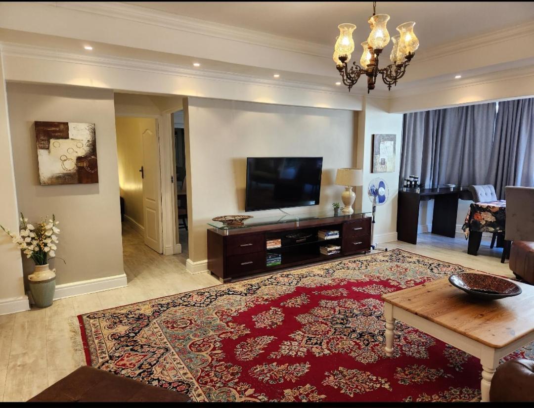 Centrally Vacation In Road Apartment
