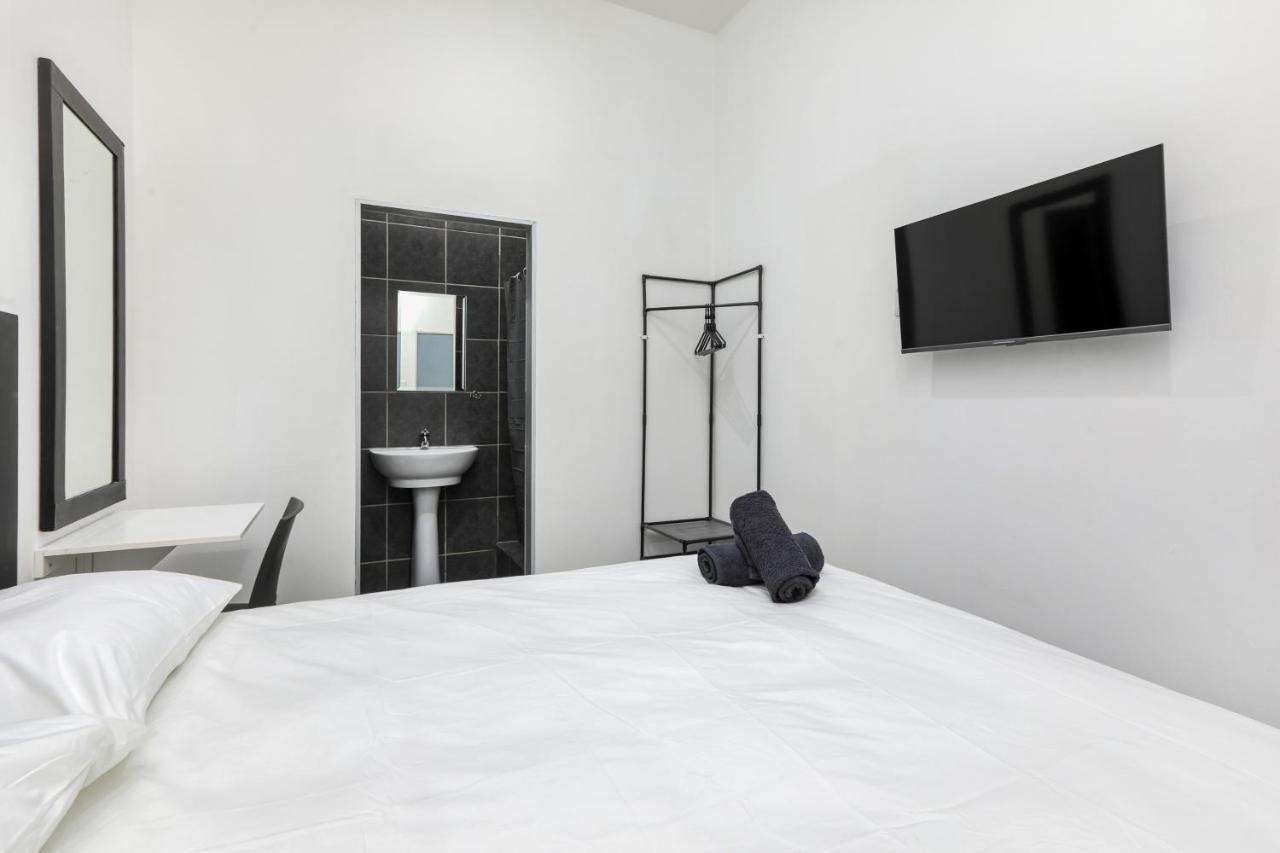 Hotel & Out Express Sea Point Cape Town