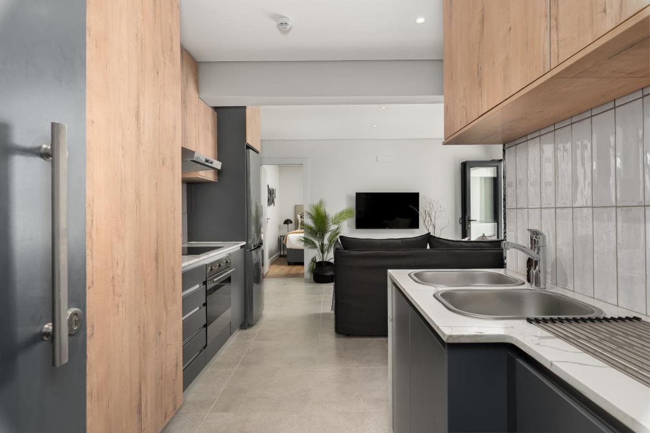 3 On Albany Luxury * Cape Town