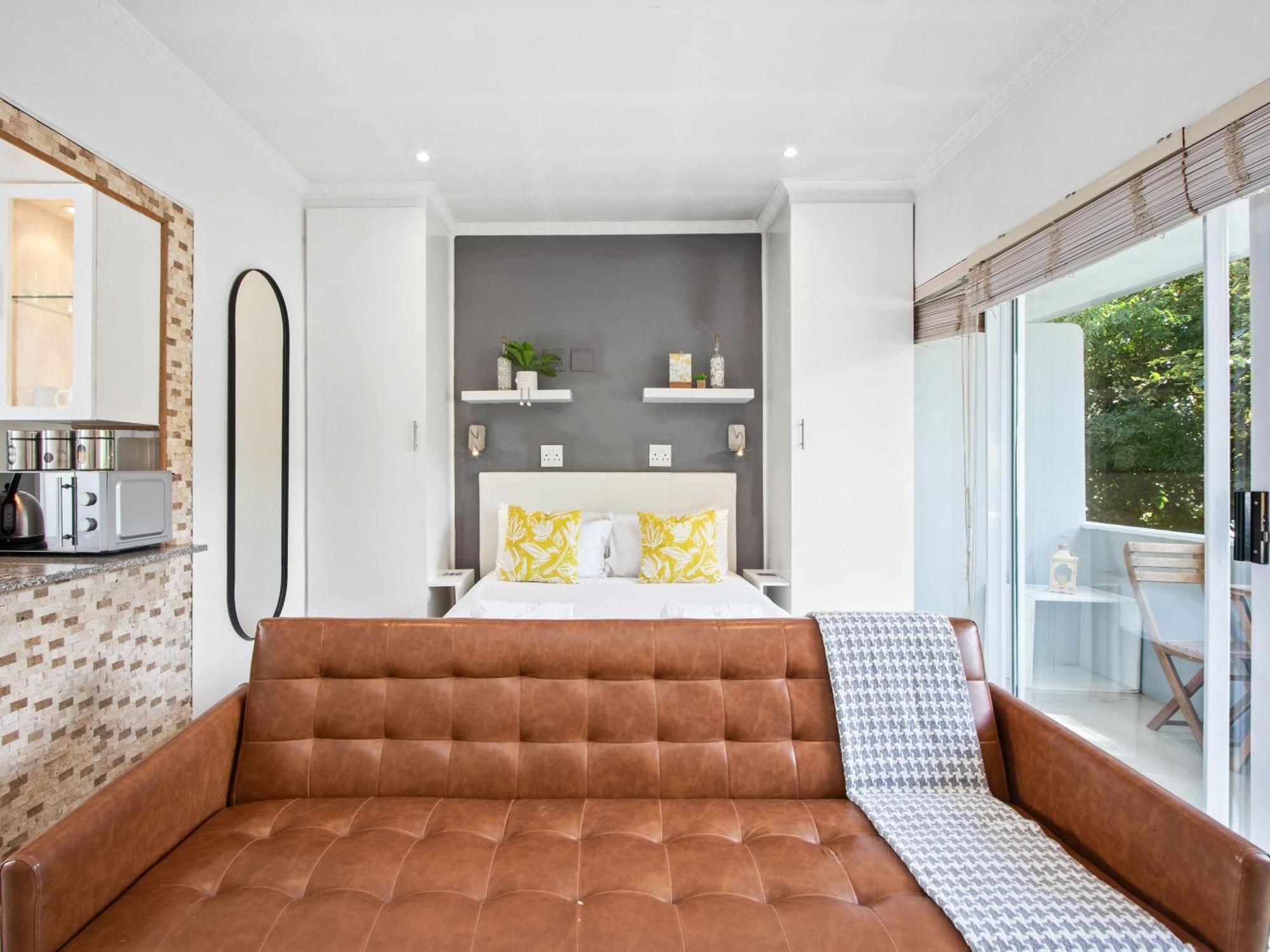 Fairmile Urban Oasis By Host Agents * Cape Town