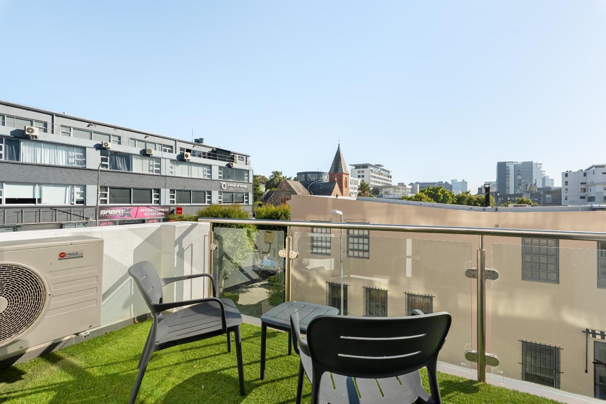 220 On Loop Luxury Cape Town