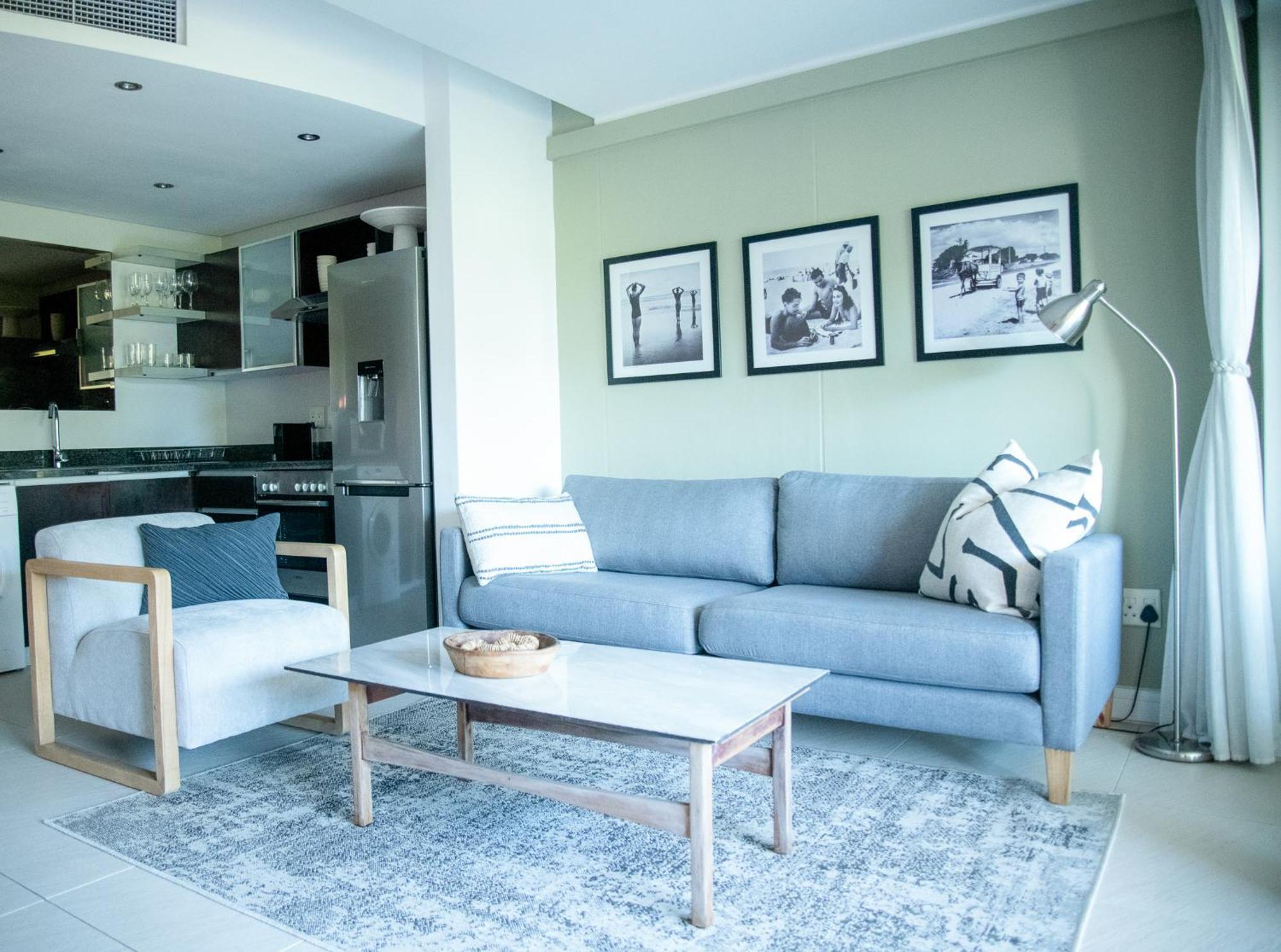 Apartment Stylish With Large, Covered Balcony In De Waterkant