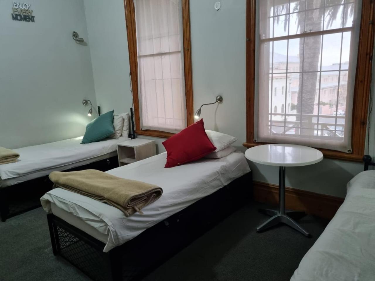 Ashanti Backpackers Cape Town