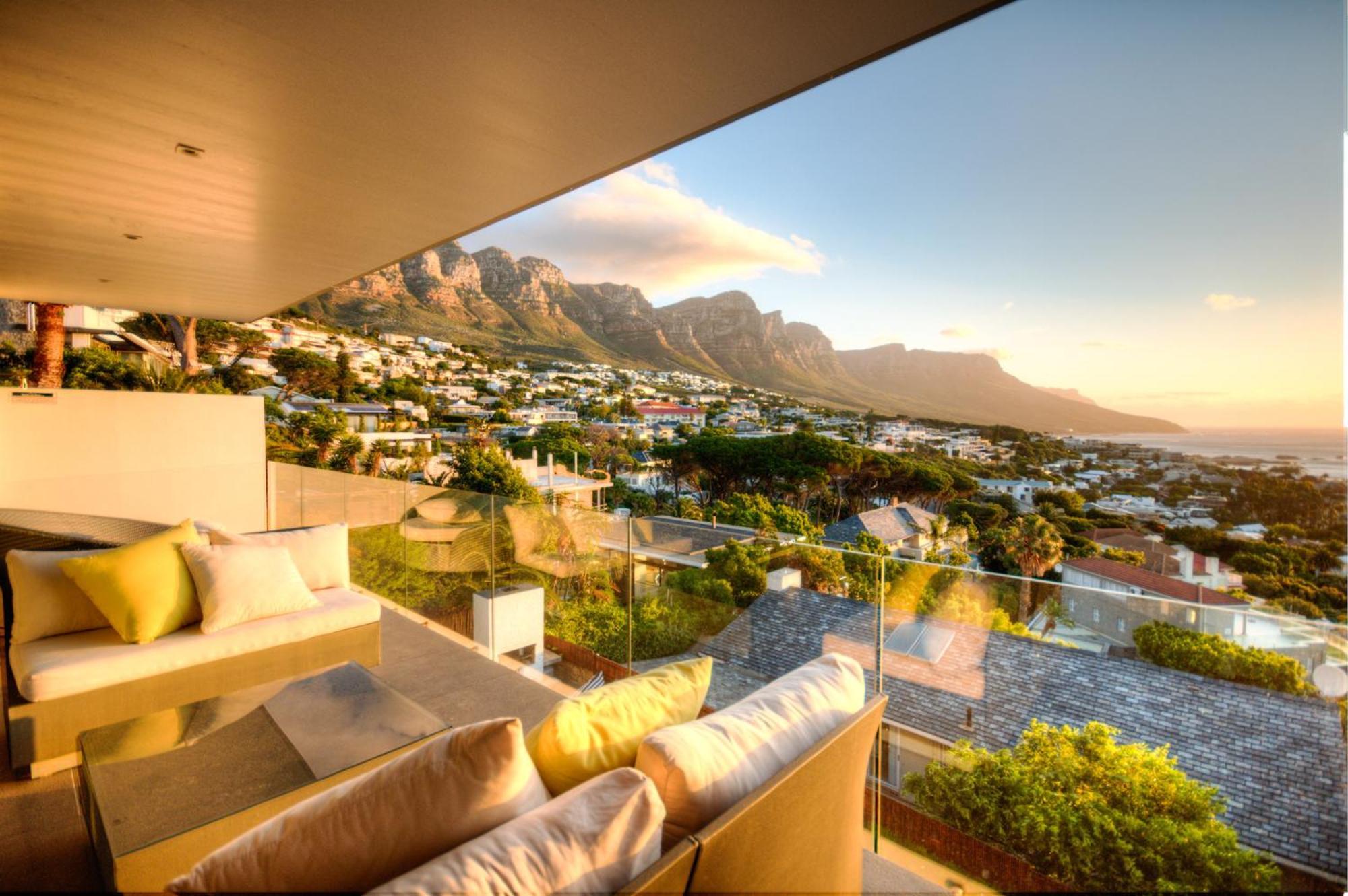 The Suncatcher Villa *