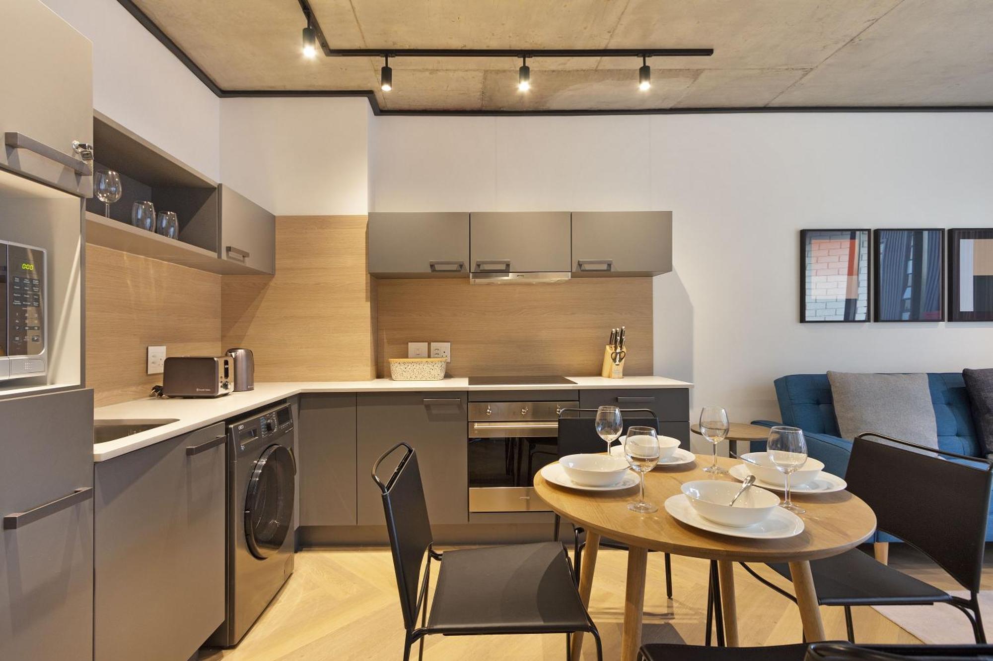 Bridgewater View 415 By Host Agents Apartment
