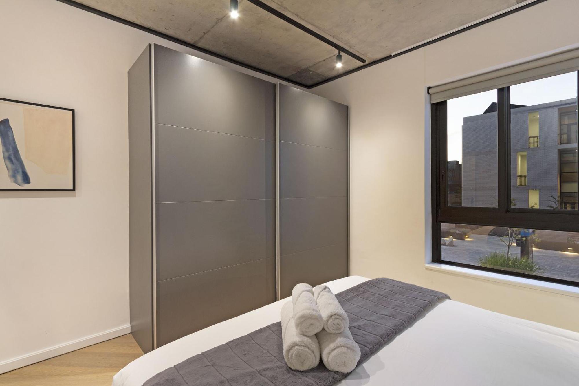 Bridgewater View 415 By Host Agents Apartment
