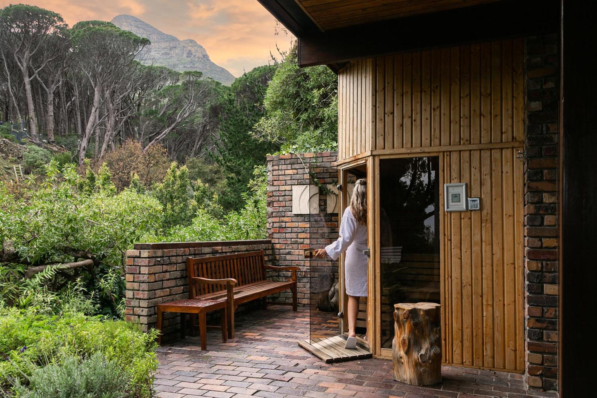 Camps Bay Retreat Hotel