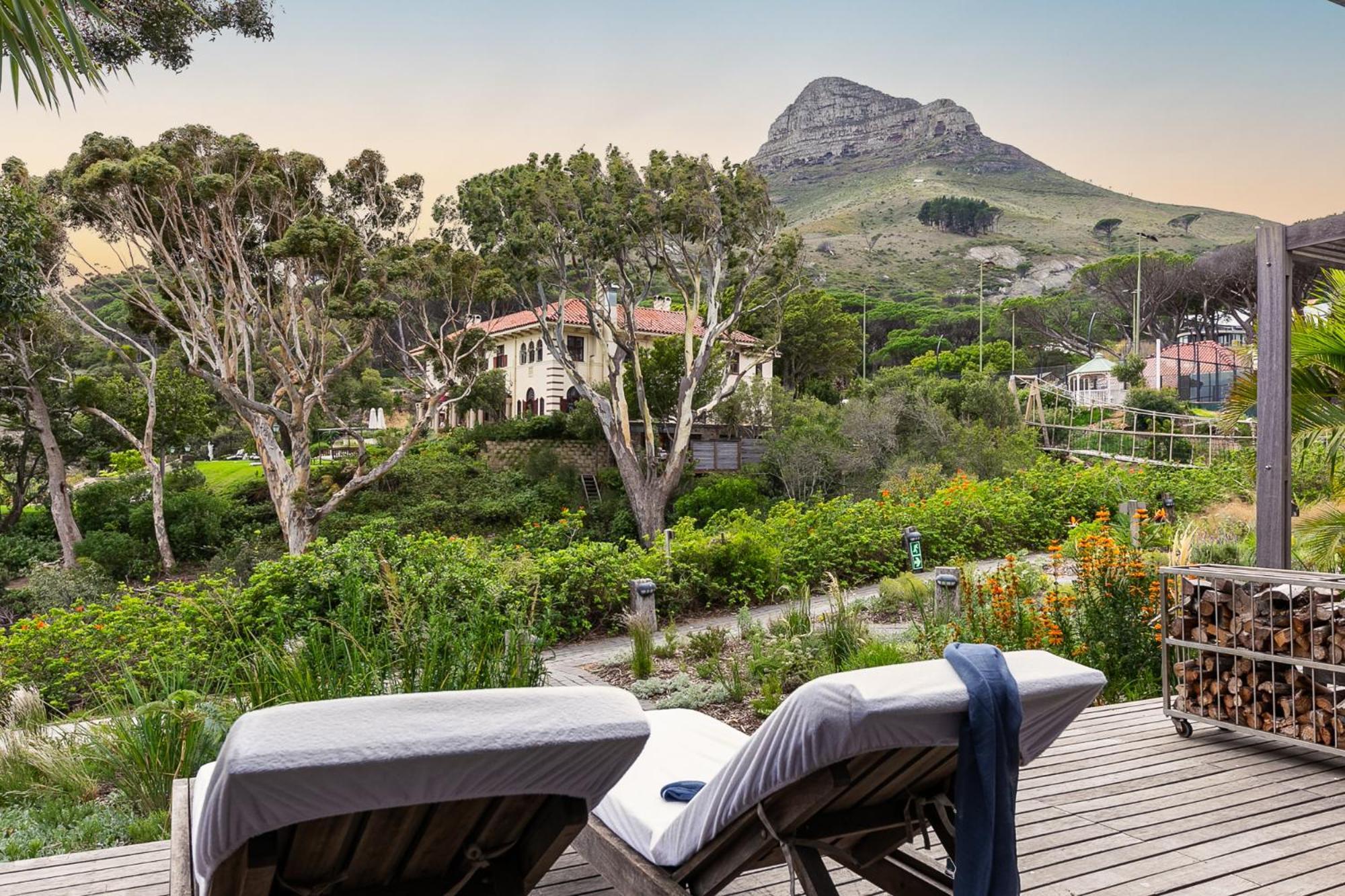 Hotel Camps Bay Retreat 4*
