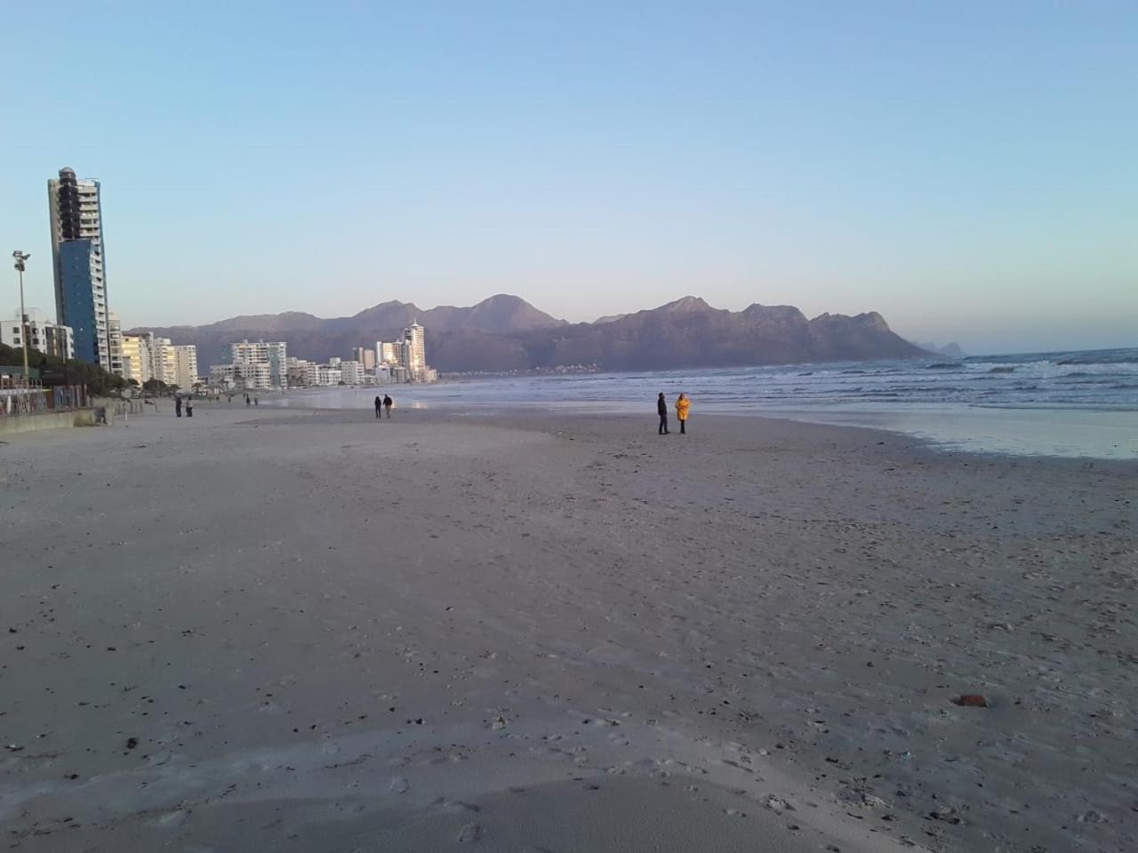 Guest house Haven Sea Views, Fritzandi, Strand, Cape Town