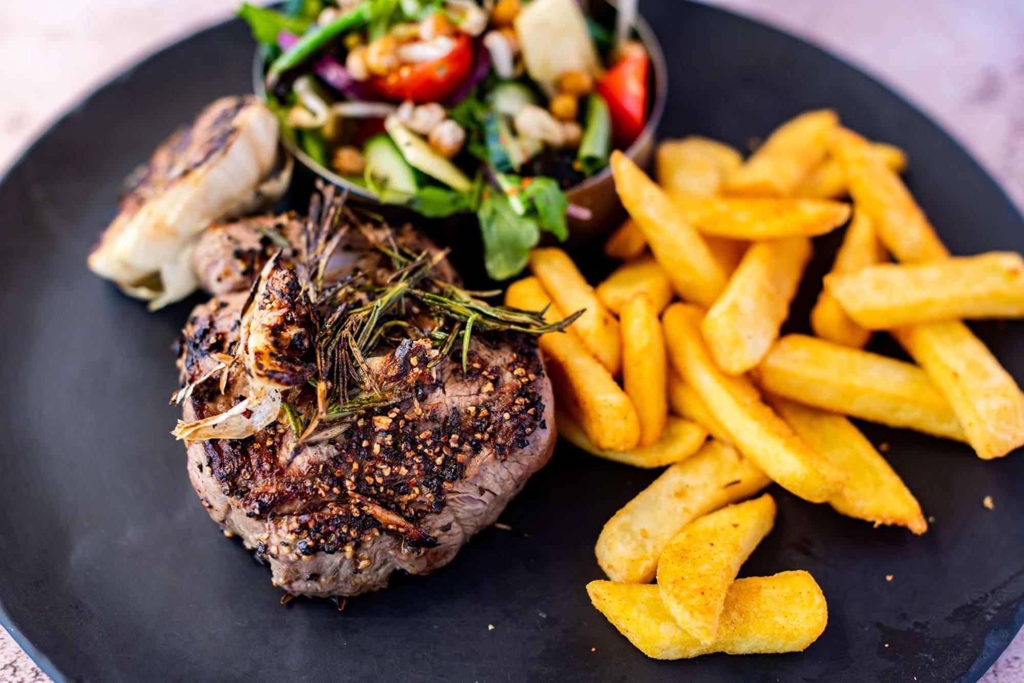 Radisson Red V&a Waterfront 3*