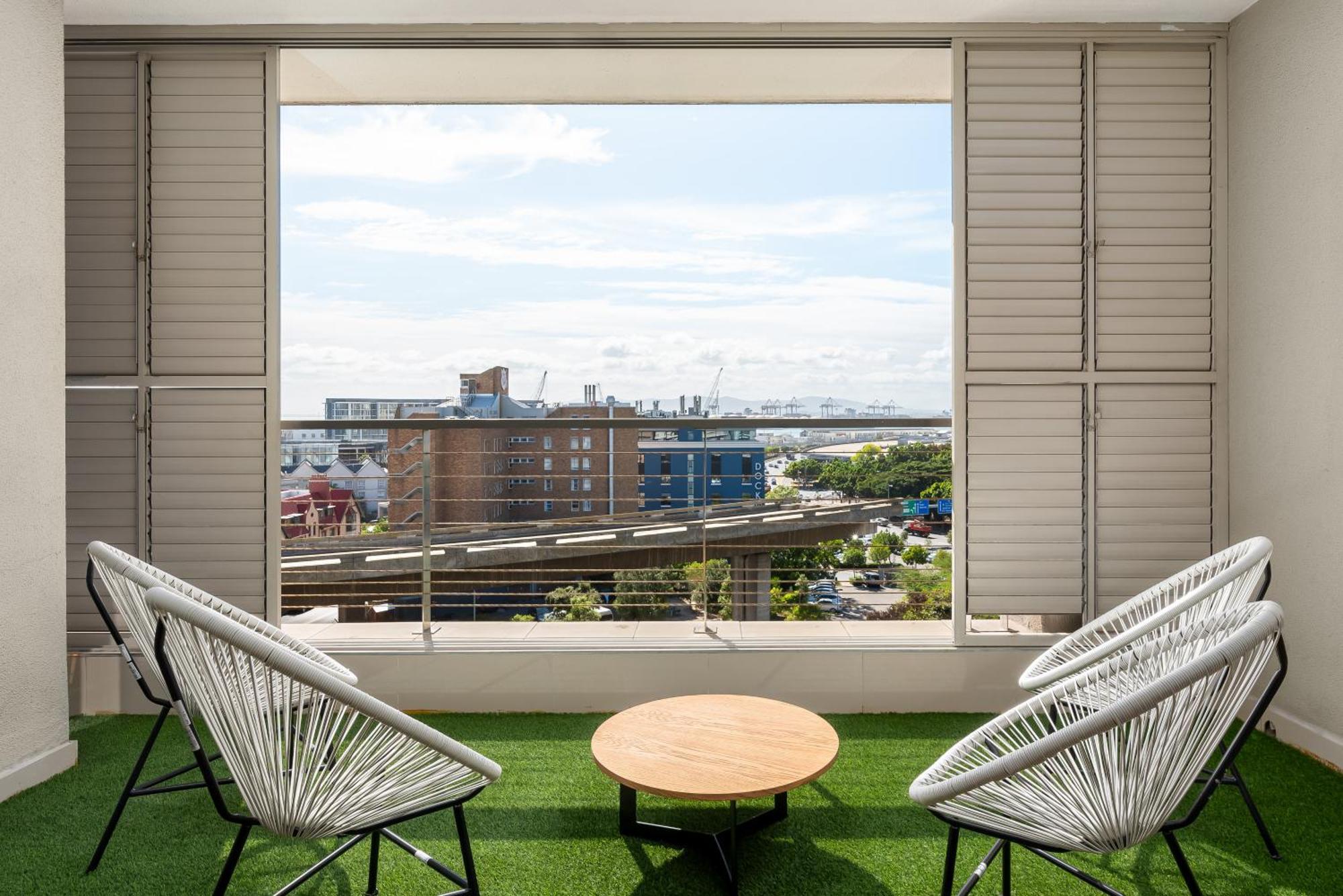 Apartment Harbour Edge Apartments Cape Town