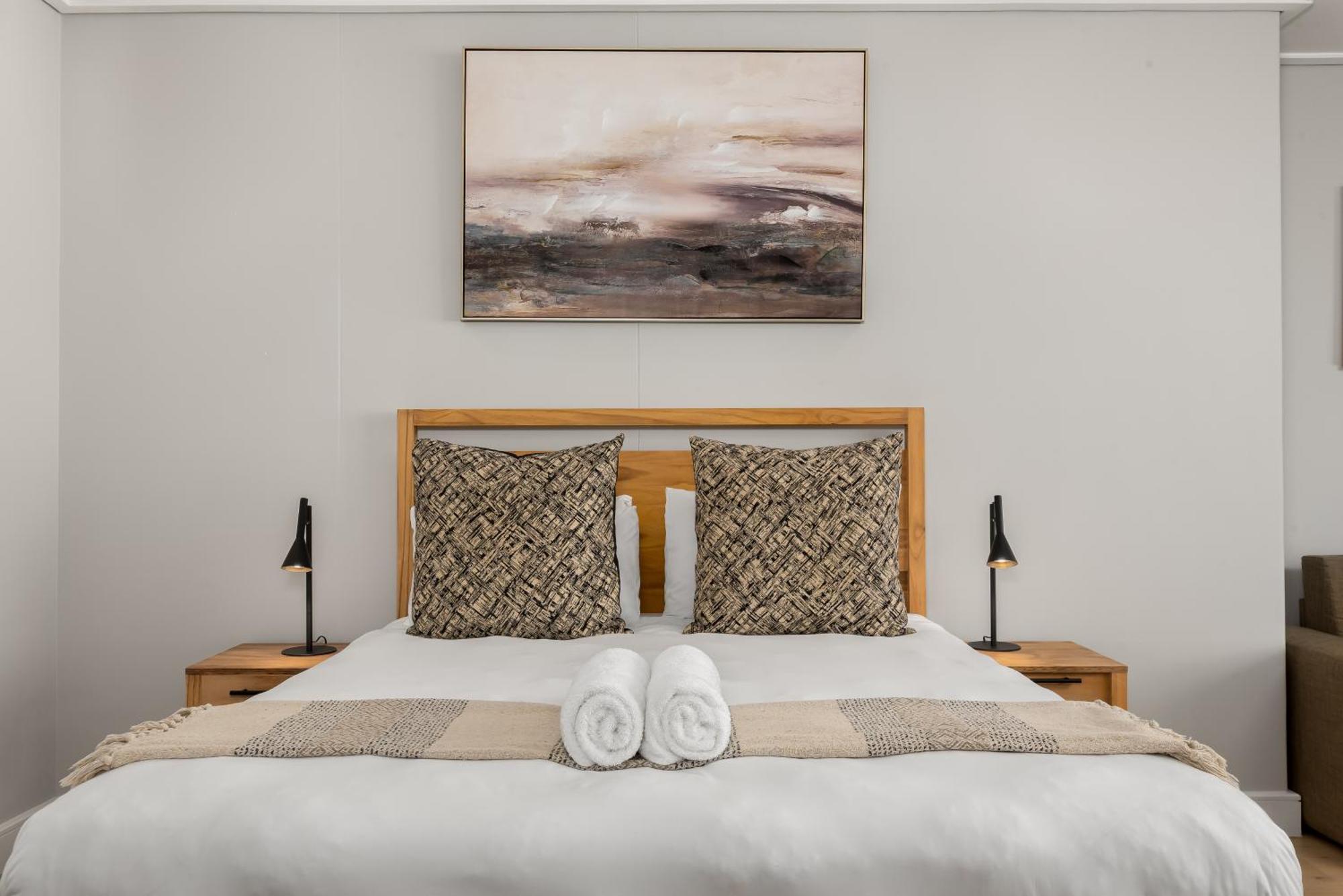 7 On Bantry Apartment *