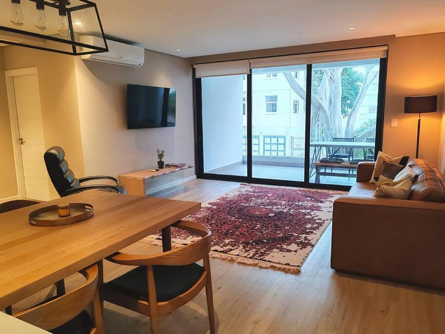 _n_hear_ The Ocean Apartment Cape Town