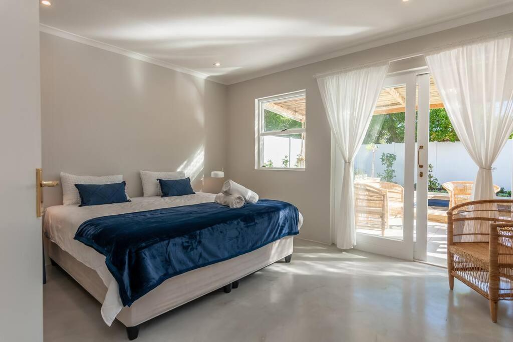 Kom4Nest 2Br Pool, Solar