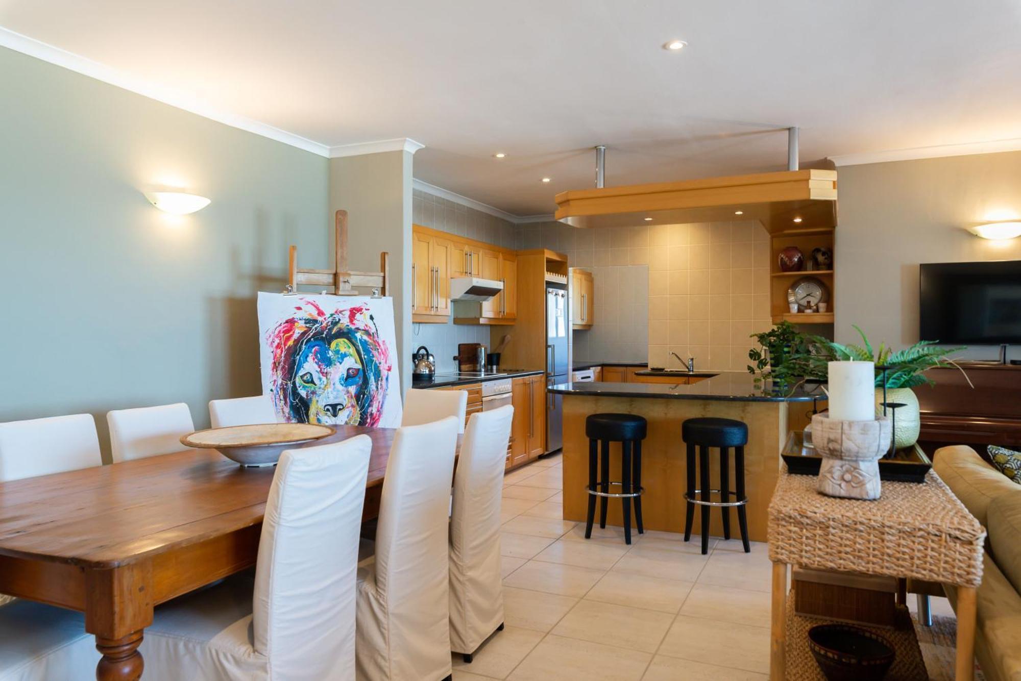 Lagoon Penthouse By Host Agents * Cape Town