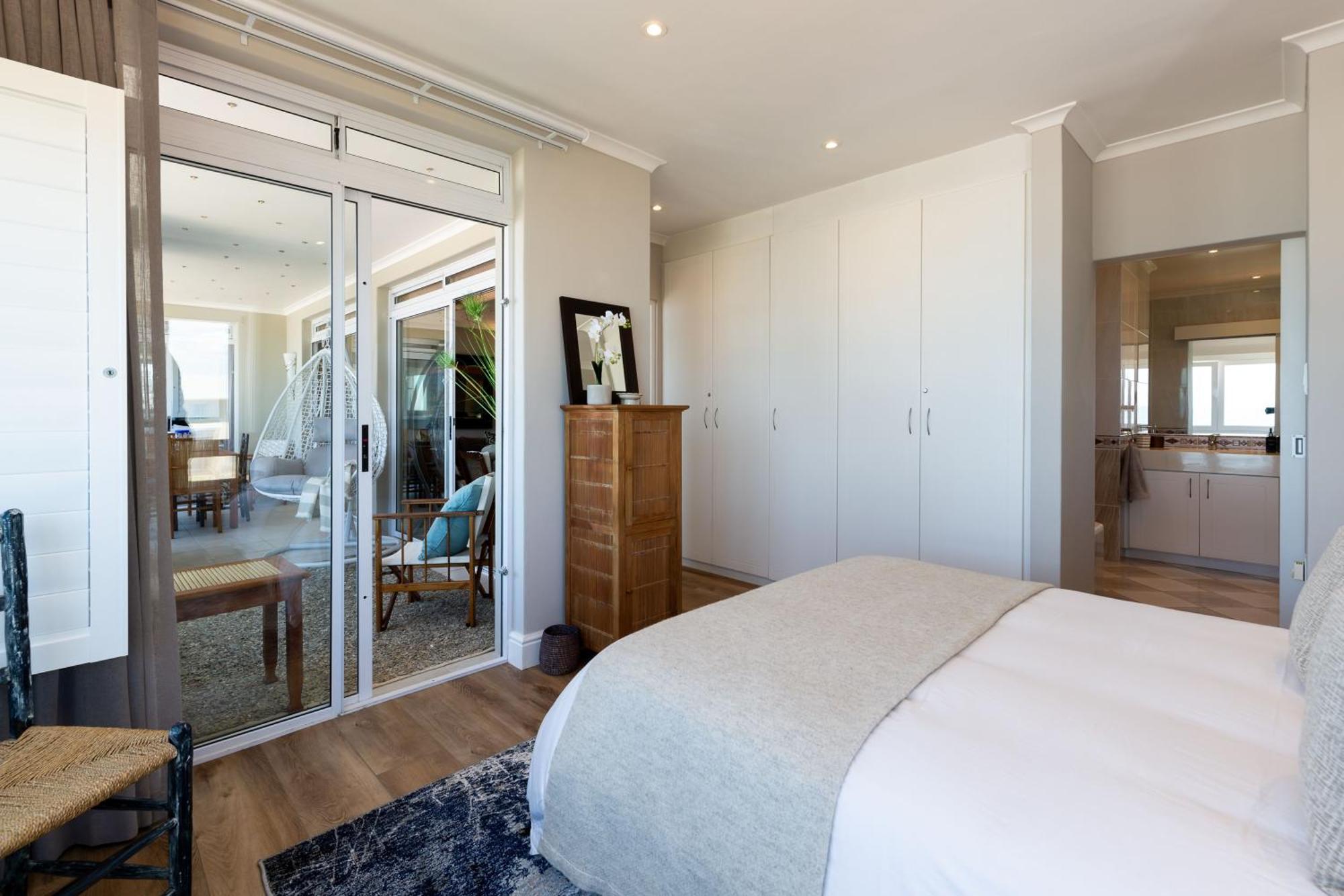 Apartment Lagoon Penthouse By Host Agents Cape Town