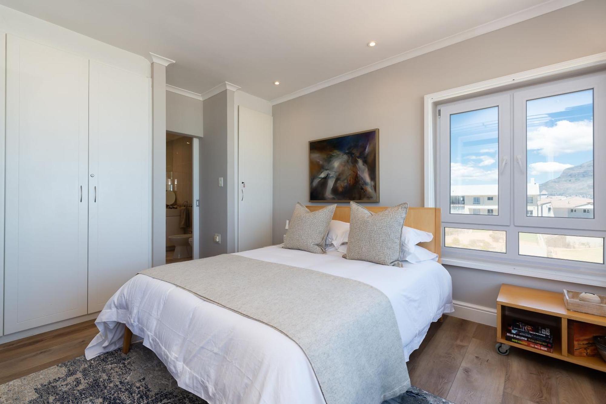 Apartment Lagoon Penthouse By Host Agents Cape Town