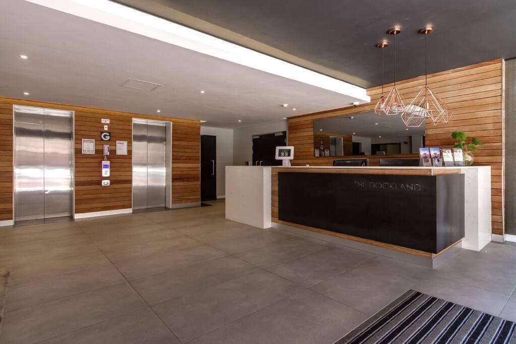 Chic 1Br Walk To V&A Loadshedding-Free Apartamento *