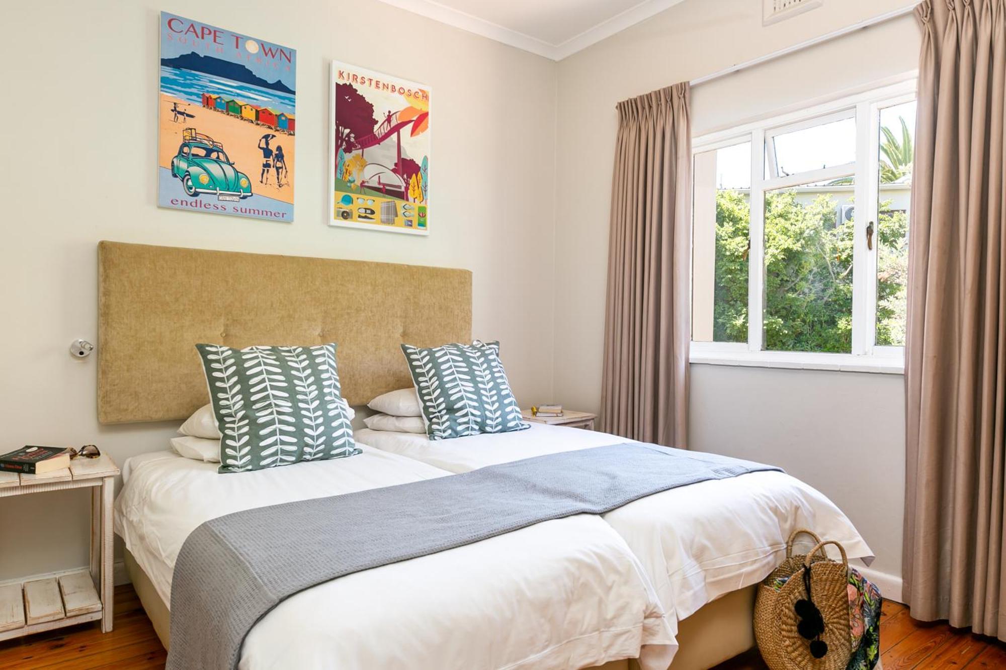 Camps Bay Village 3*