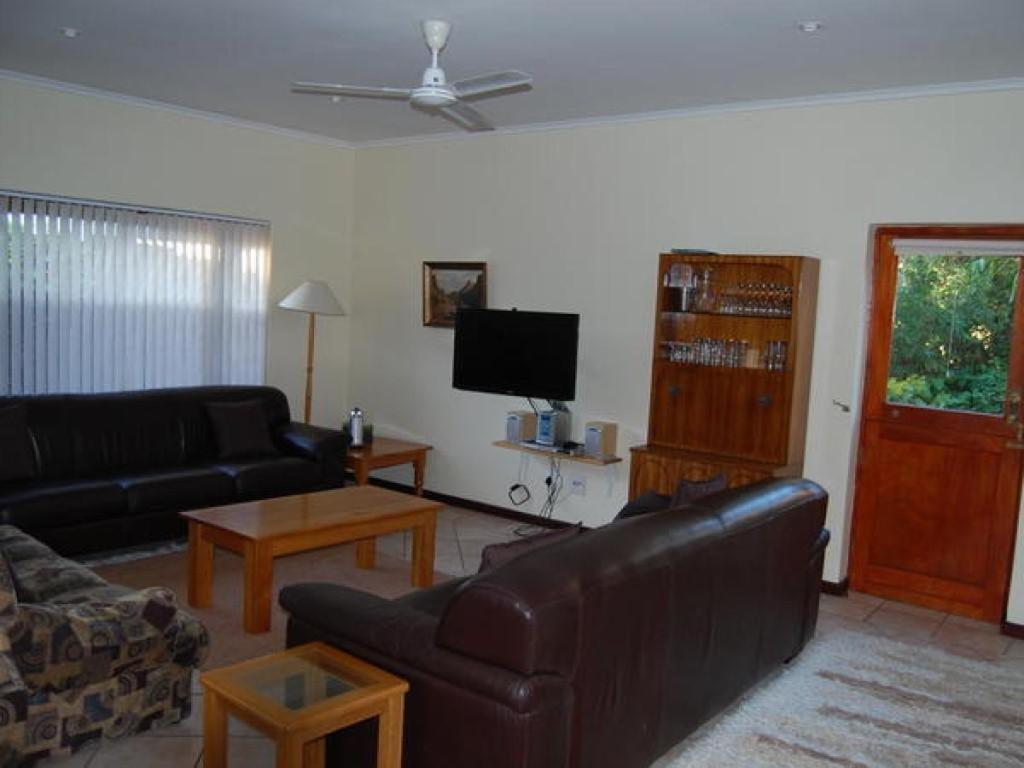 Ascot Gardens Self Catering 3* Cape Town