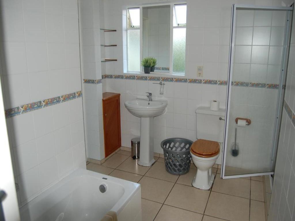 Guest house Ascot Gardens Self Catering 3*