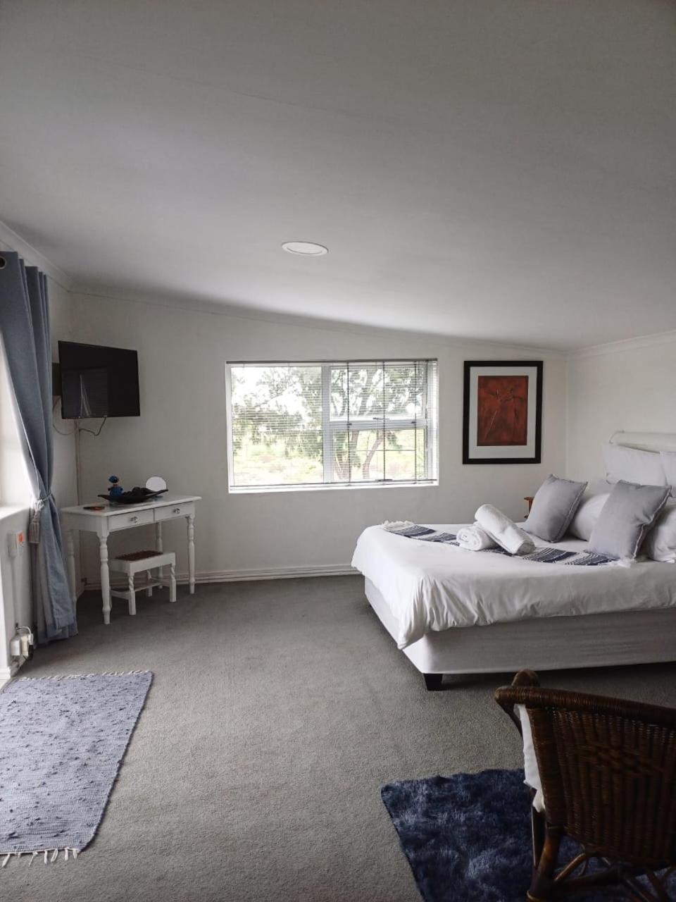Apartment Sunny Get Away For A Family Of 4 Cape Town