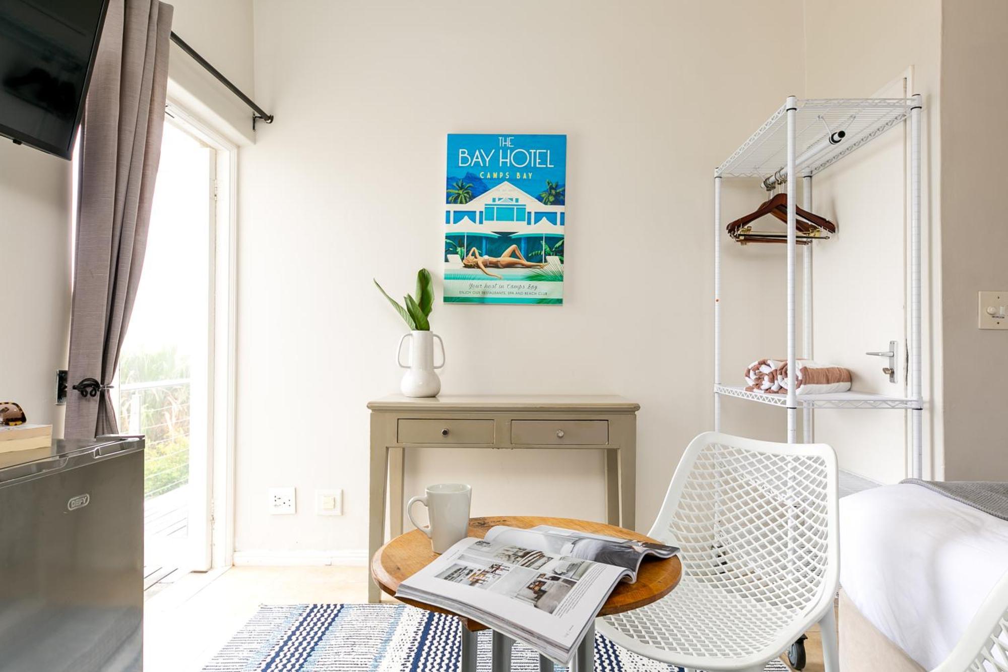 Camps Bay Village Aparthotel 3*
