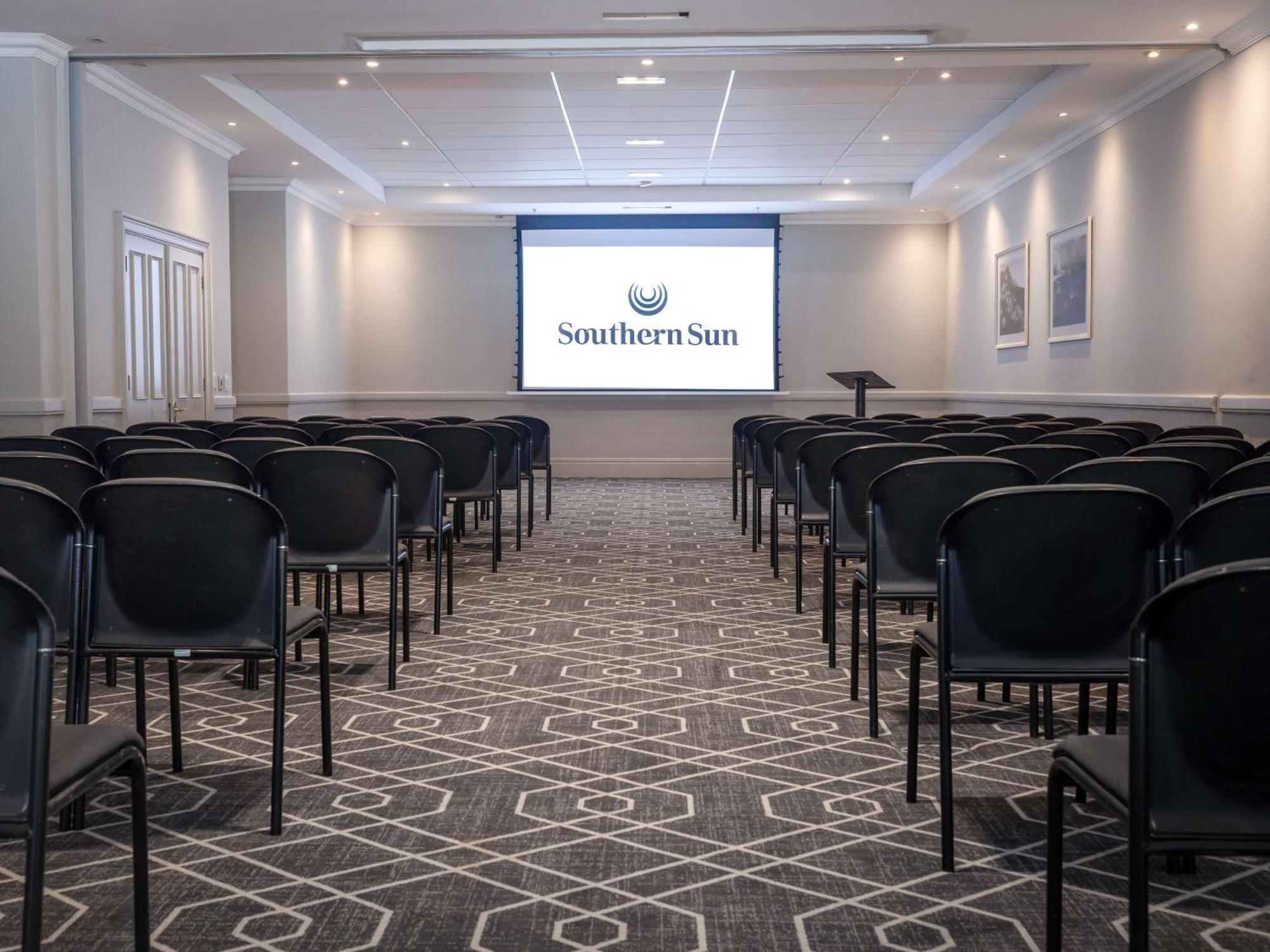 Southern Sun The Cullinan 4* Cape Town