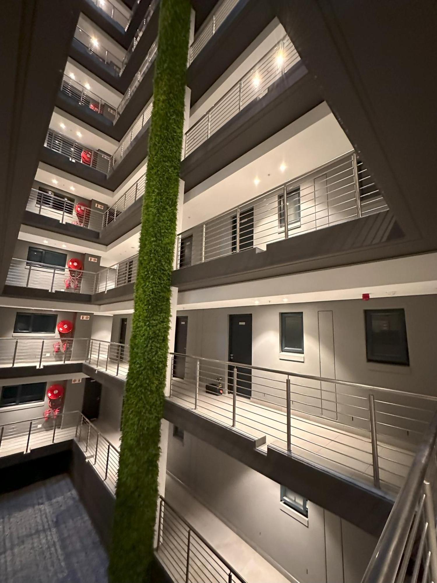 Apartamento 1306 In Cape Town, Wi-fi, Pool, Free Parking Cidade Do Cabo