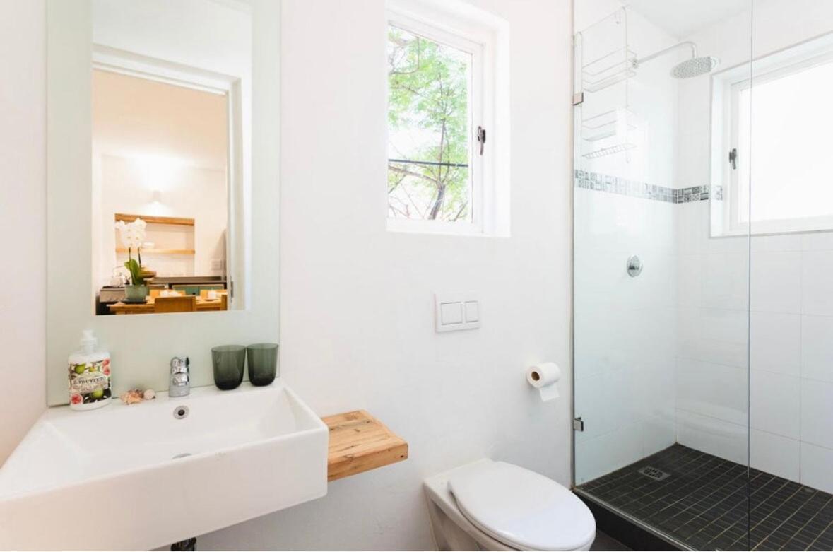 Roeland Terrace 2b