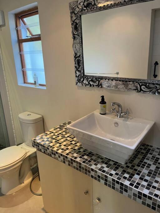 Villa Cosy On Newlands Rd Cape Town