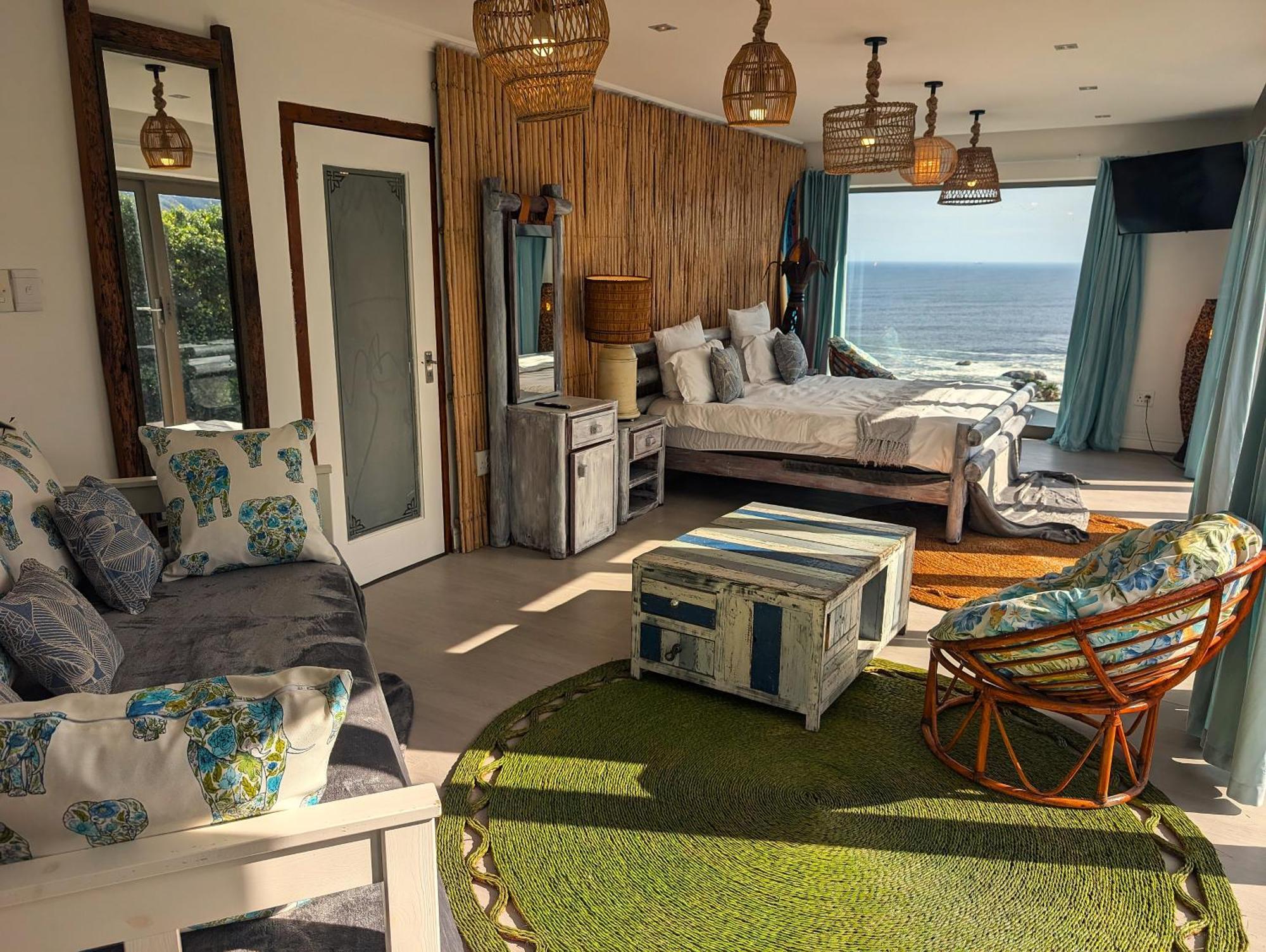 Beachwood Camps Bay * Cape Town