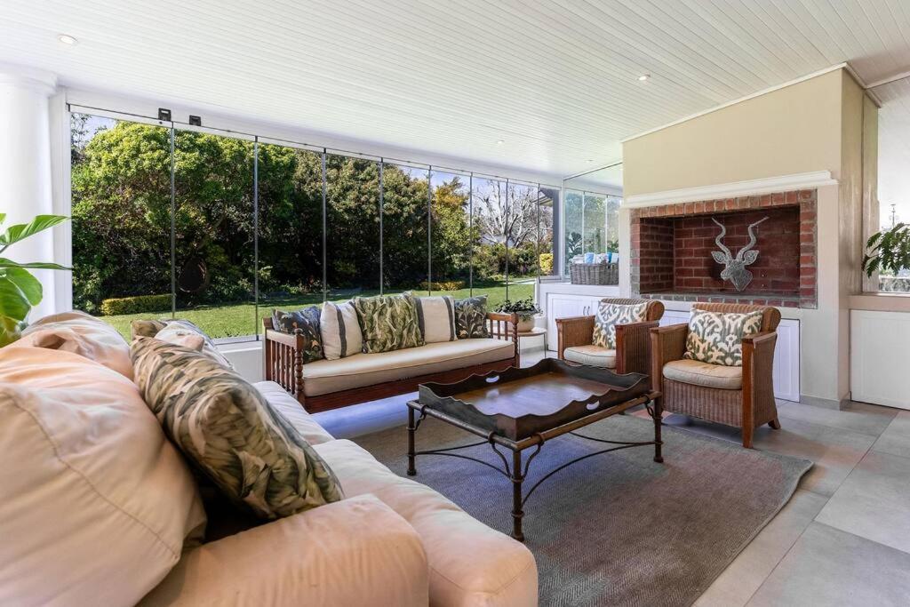 Elite Oasis With Private Padel Court * Cape Town