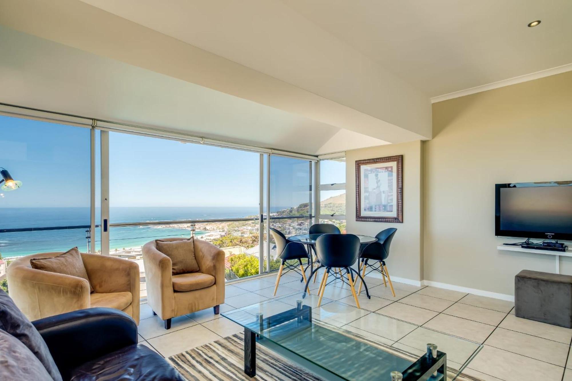 Nox Rentals - 270 Degrees Apartment