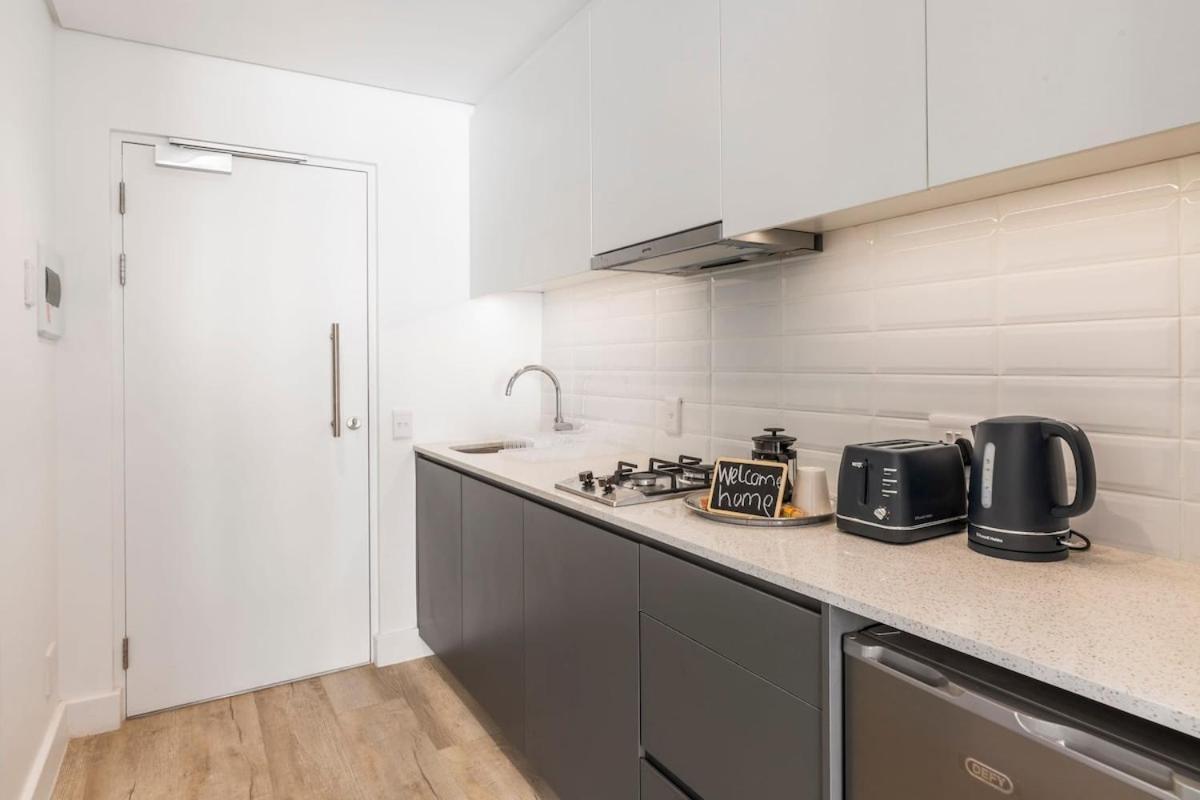 Compact 2 Bed Aptmt Parking Communal Lounge Apartamento Cidade Do Cabo