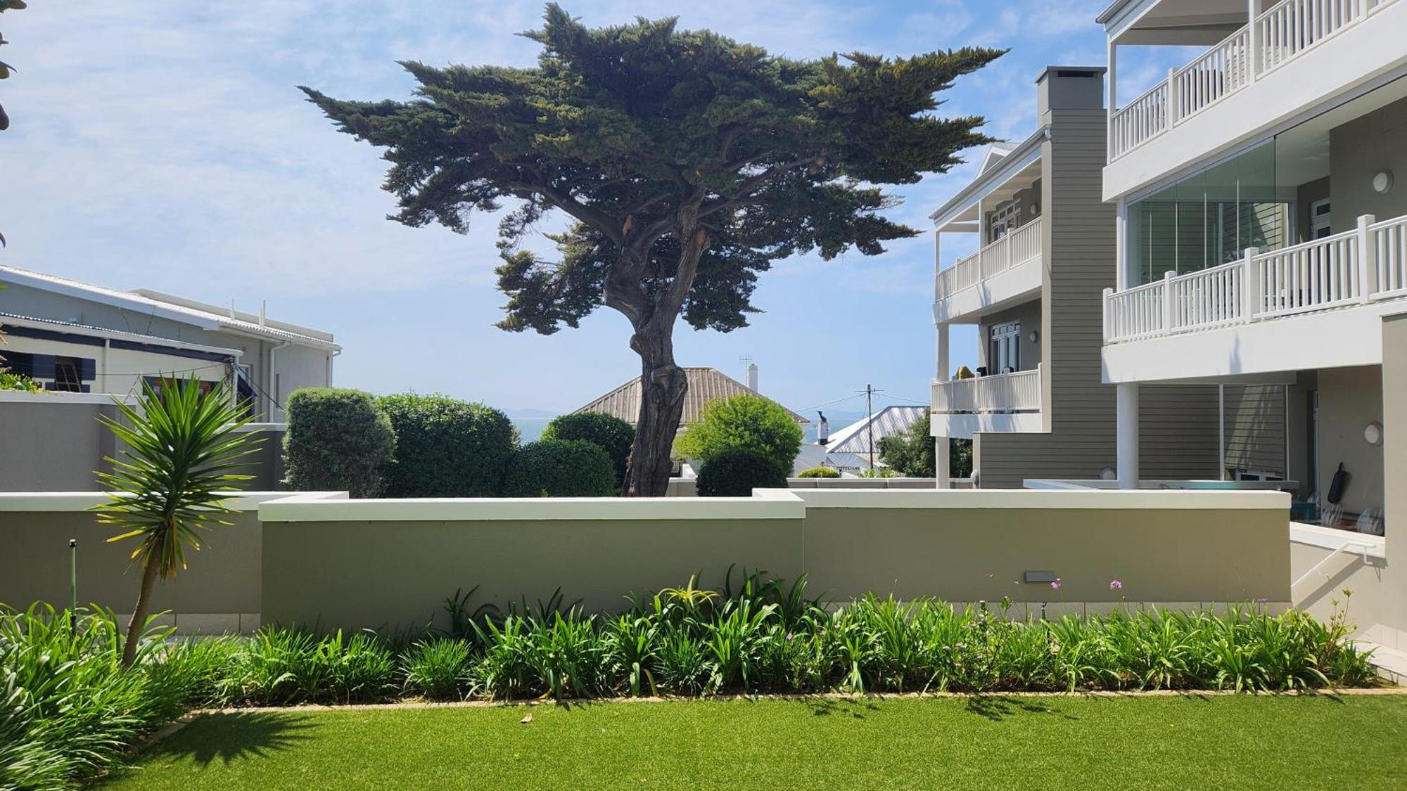 Apartment Sea'scapes