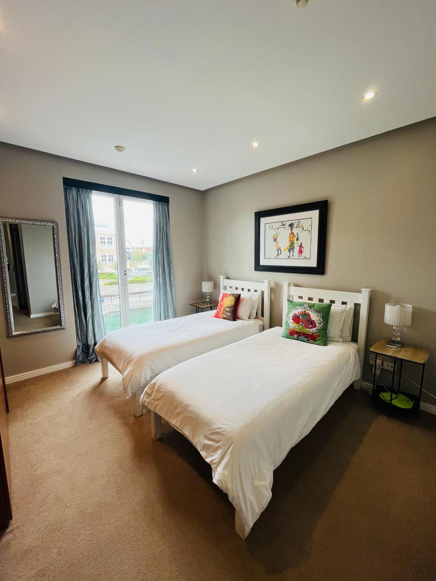 Luxurious Secure V&a Waterfront Cape Town