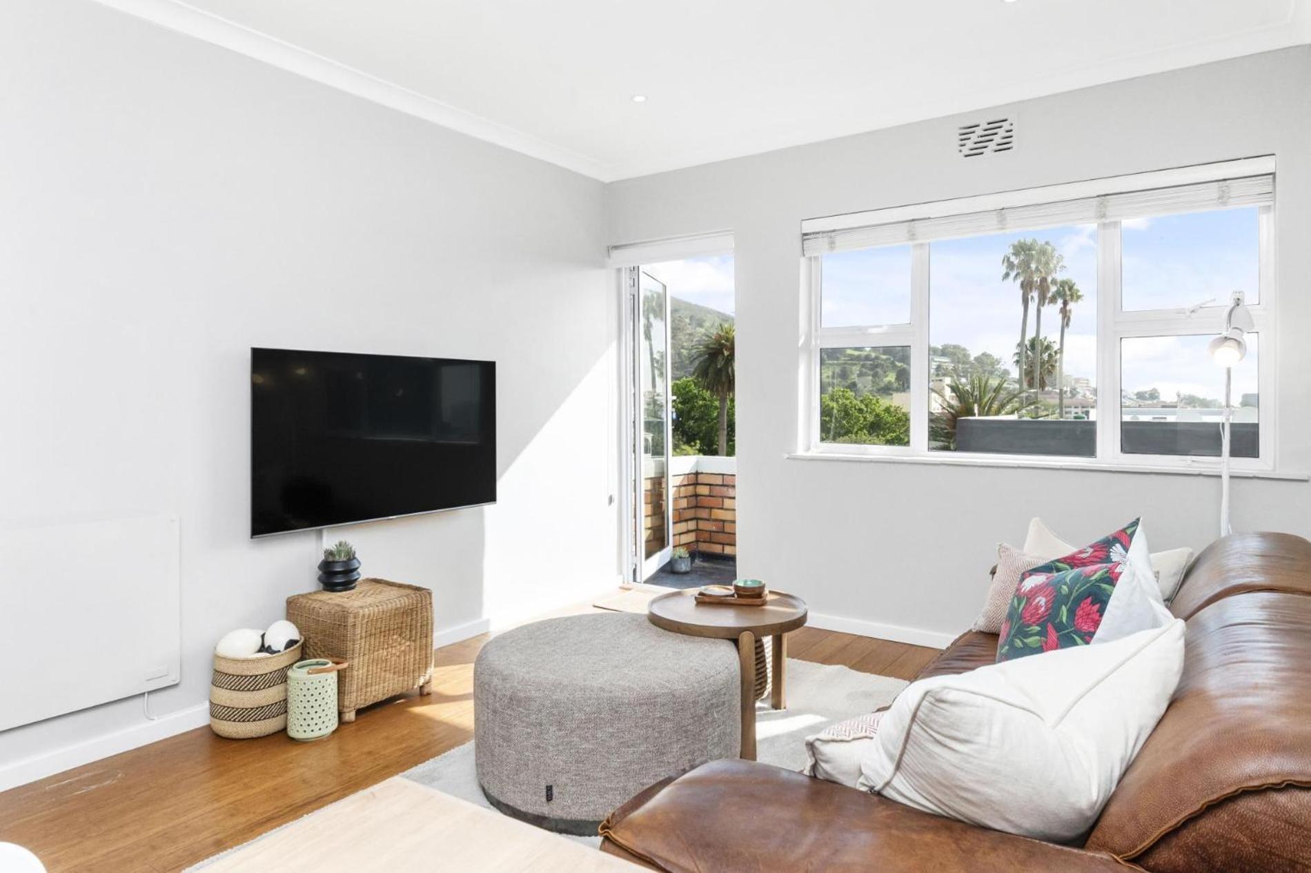 Woodlands House Charming 1br Apartment