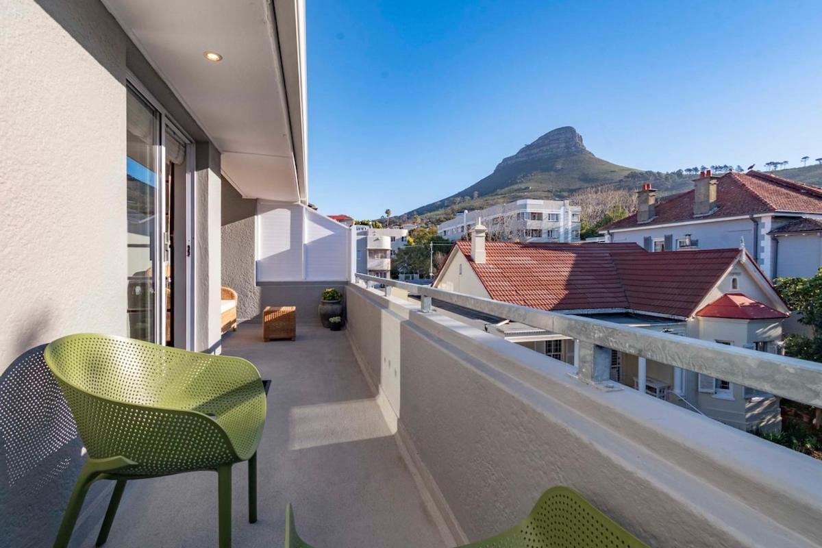 Apartment Woodlands House Charming 1br