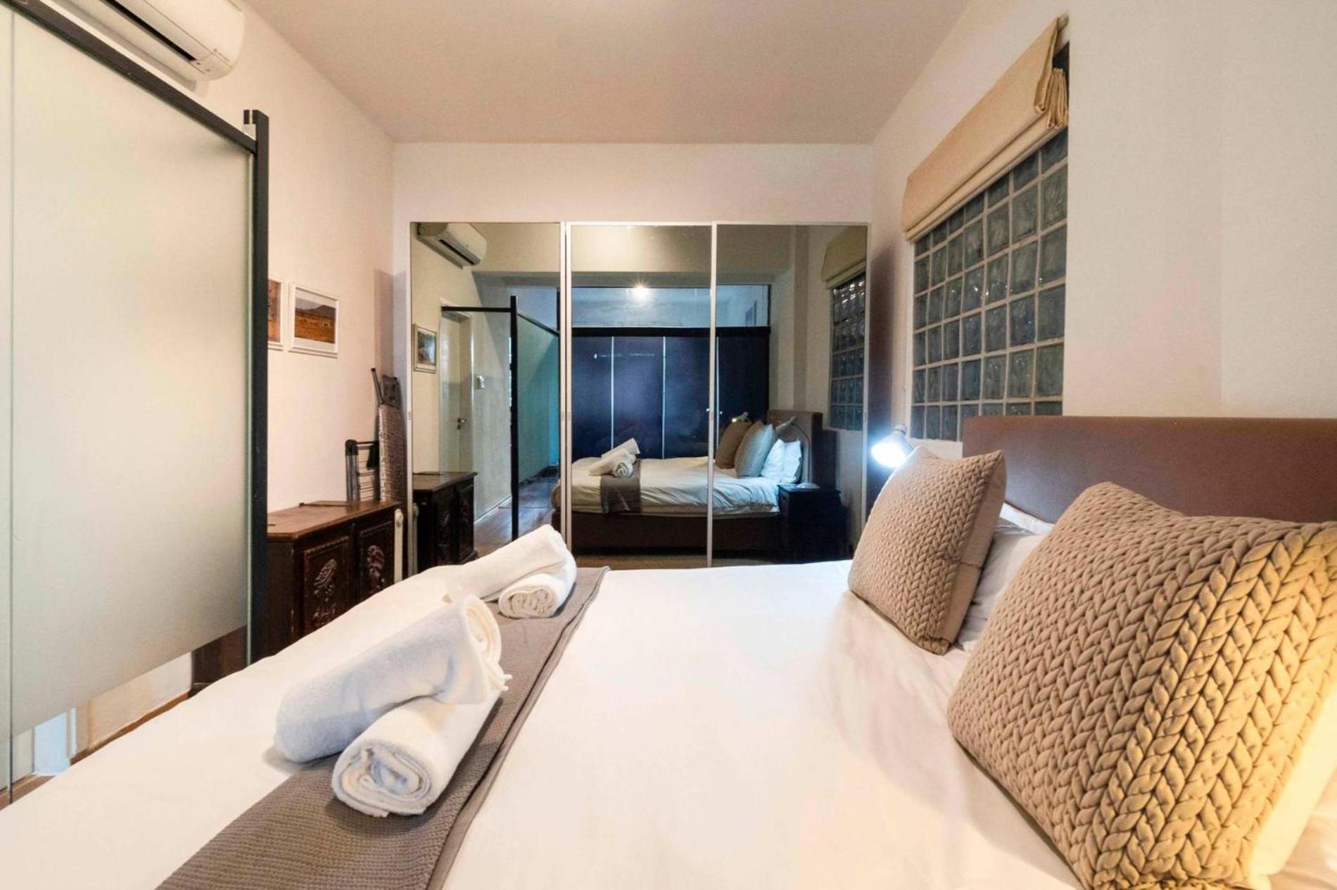 Greenmarket Place Contemporary Retreat Cape Town