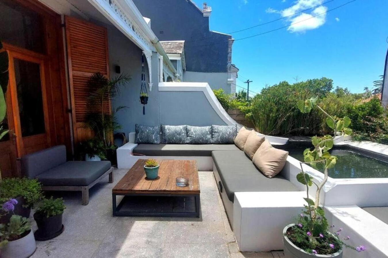 Victorian With Stunning Views & Pool Cape Town