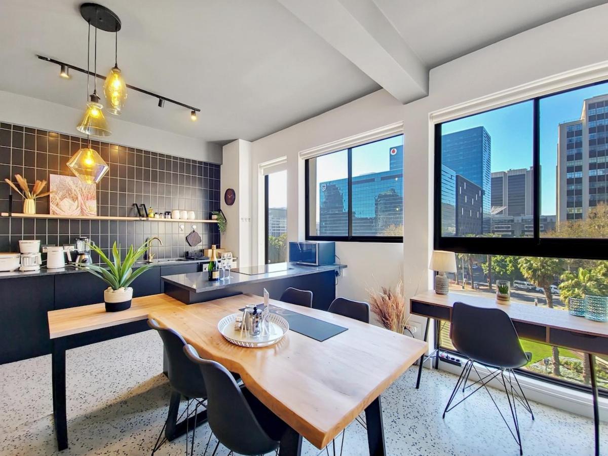 Oasis With Rooftop Pool! Apartment Cape Town