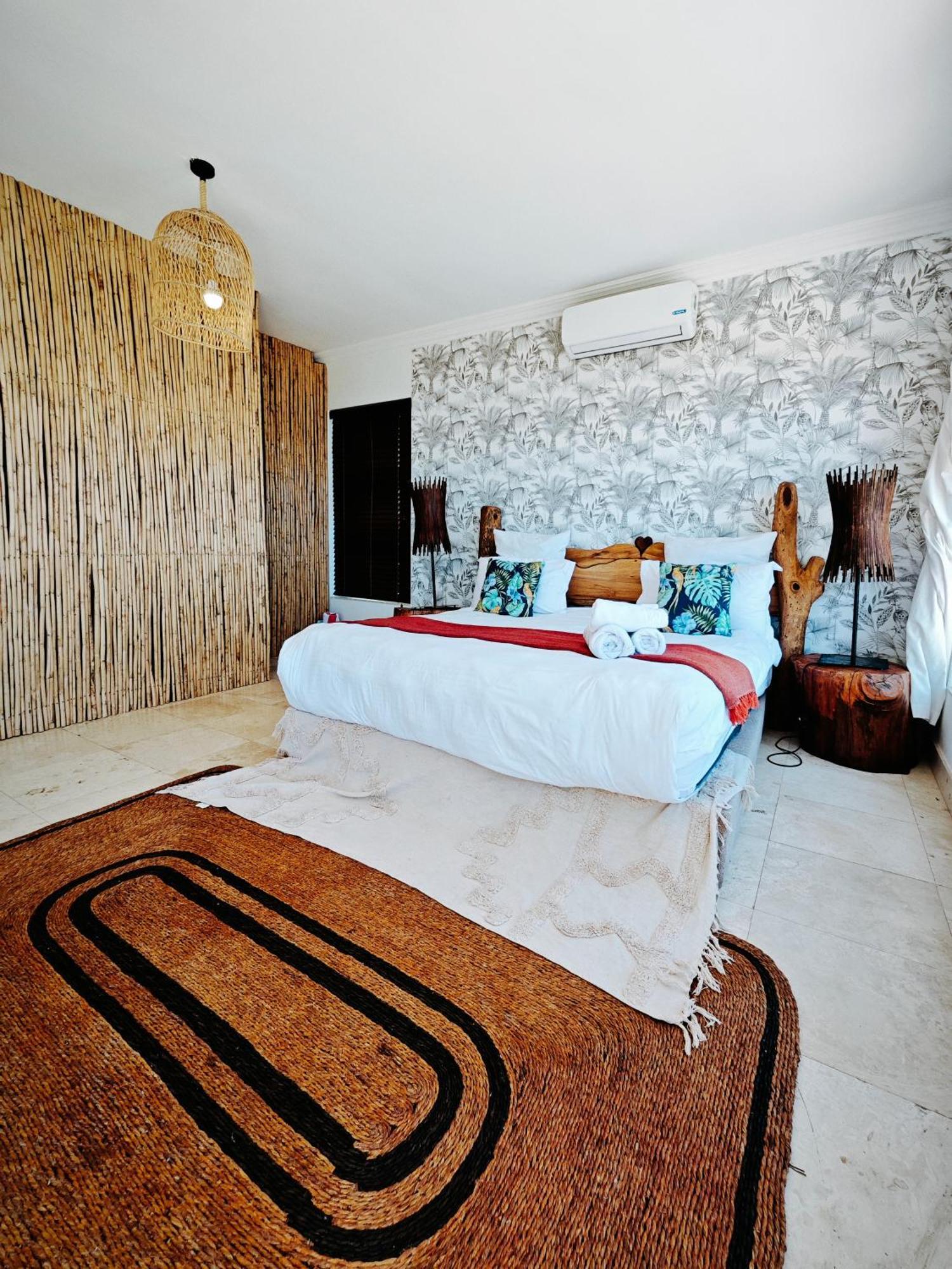 Beachwood Camps Bay *
