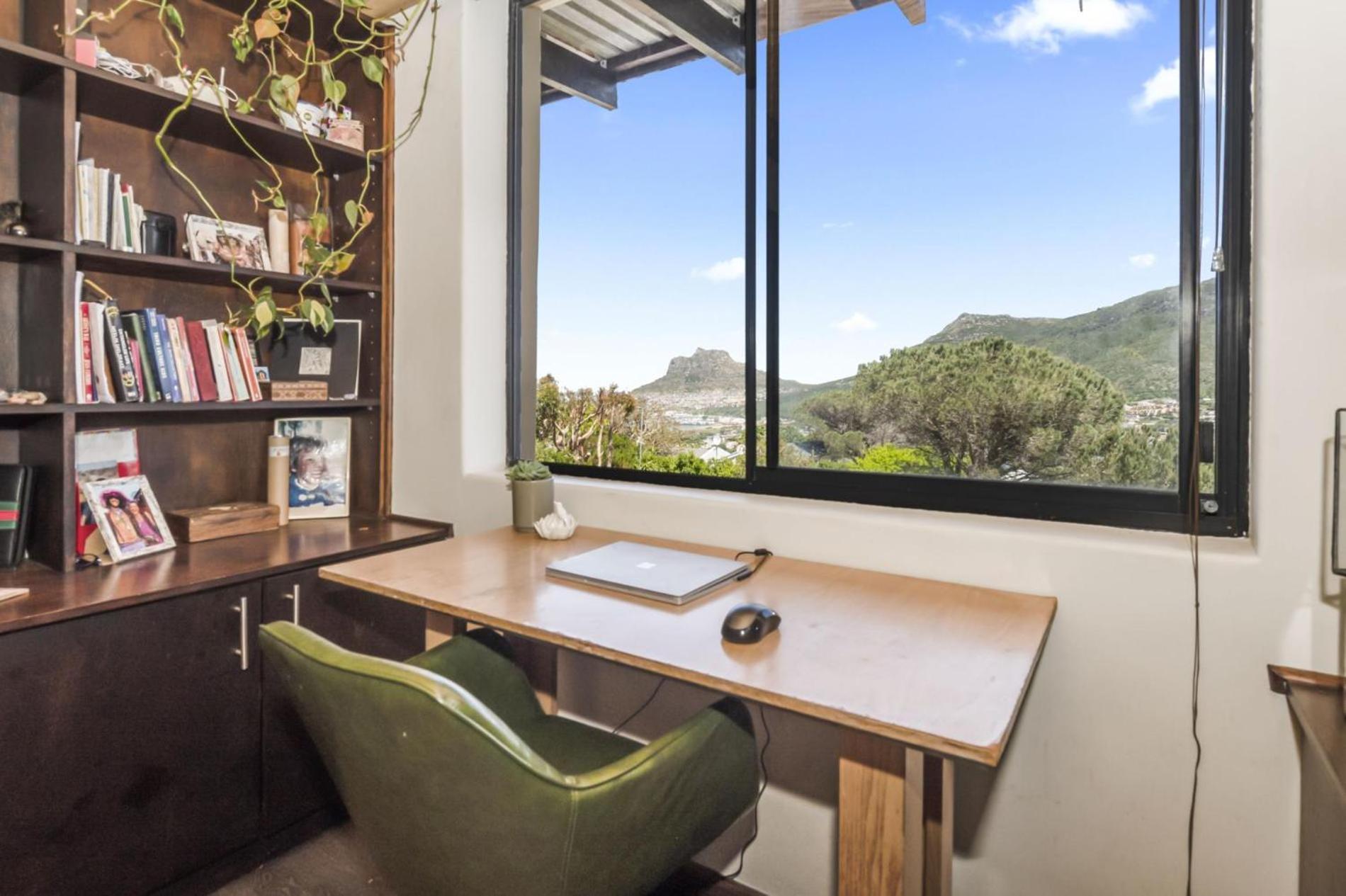 Hout Bay Coastal With Mountain Views * Cape Town