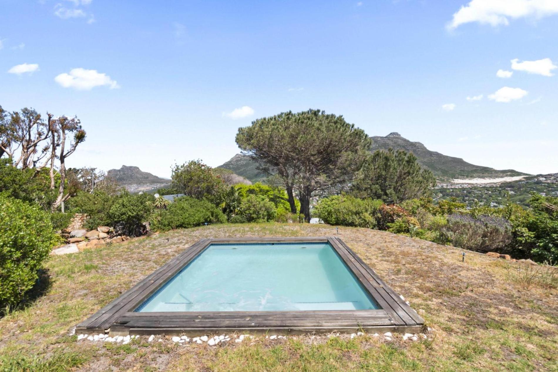 Hout Bay Coastal With Mountain Views
