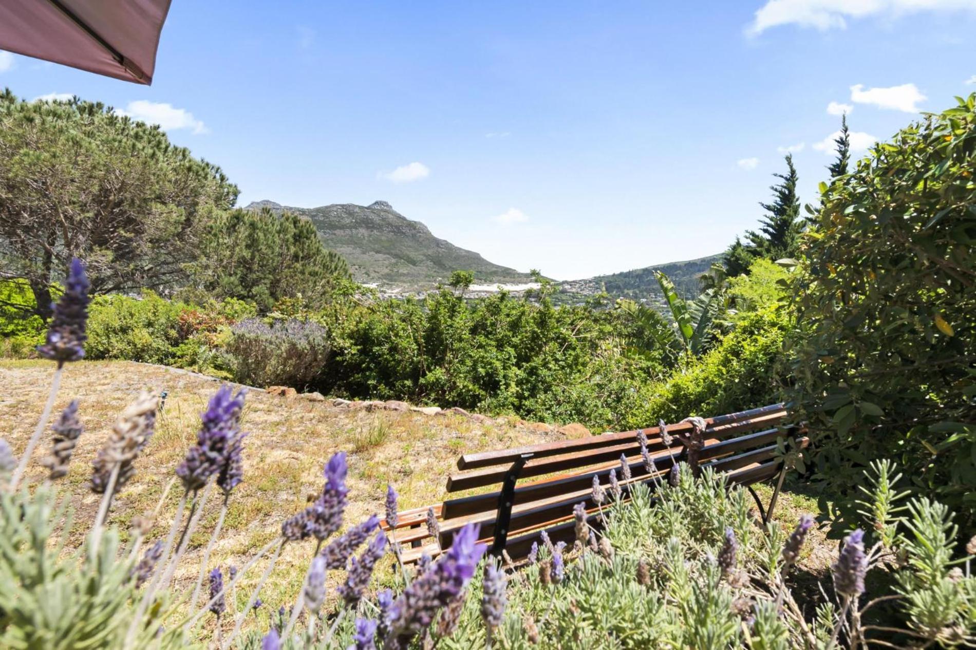 Hout Bay Coastal With Mountain Views Villa