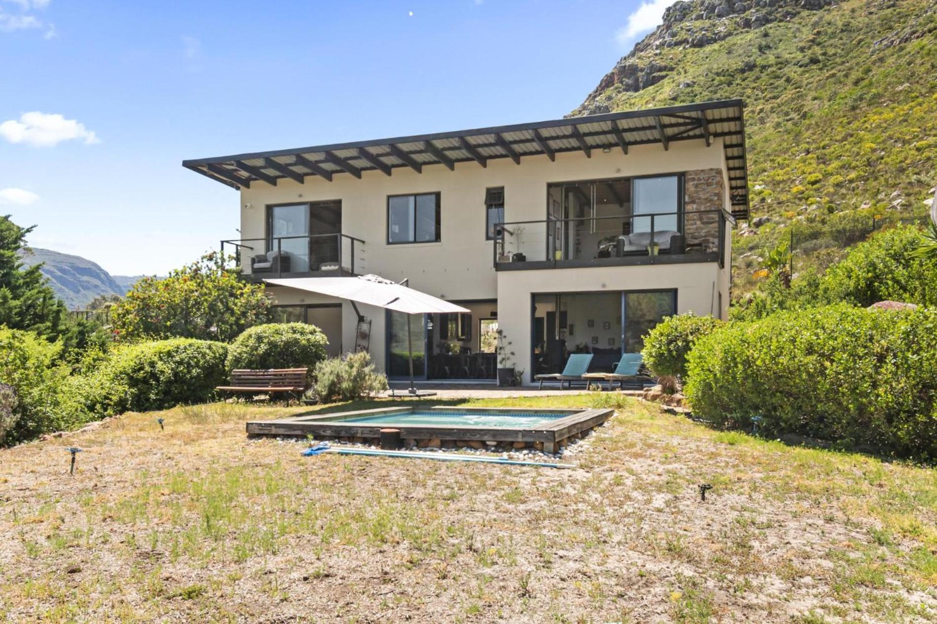 Hout Bay Coastal With Mountain Views Cape Town
