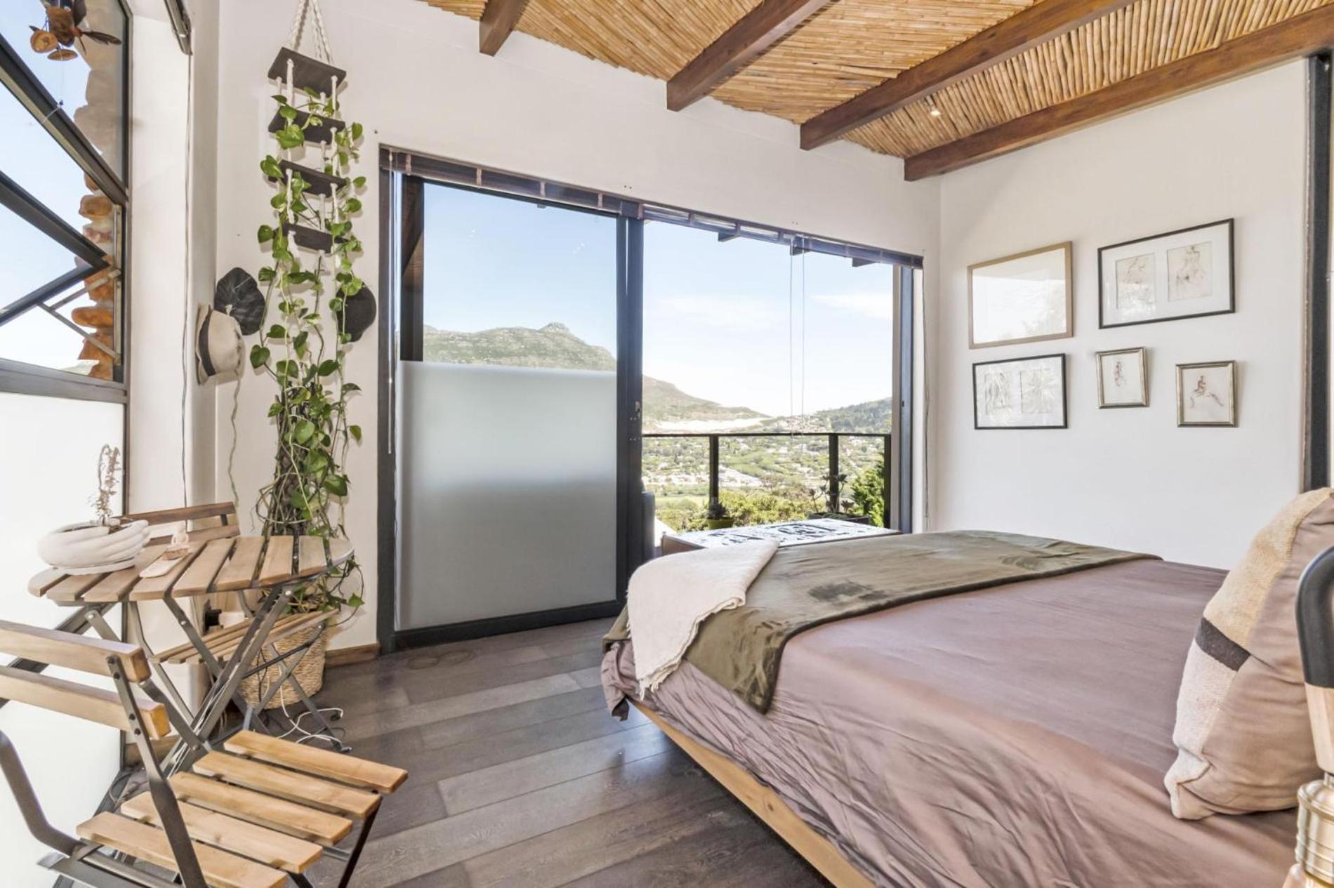 Hout Bay Coastal With Mountain Views Villa *