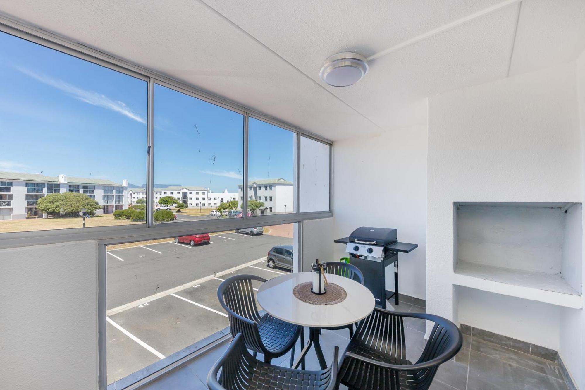90 St Tropez Big Bay Club Apartamento